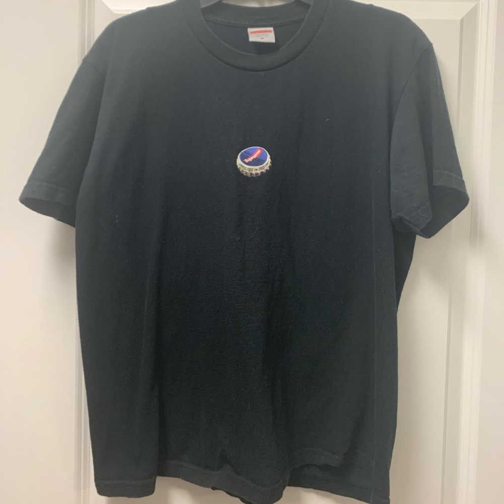 Supreme bottle cap tee
